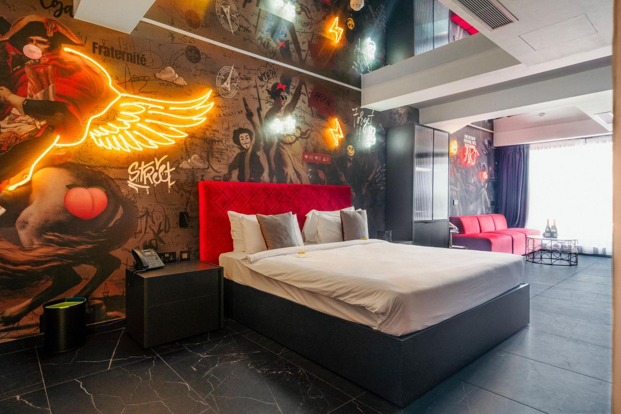 So City Hotel Adults Only Saint Julian's Exterior photo