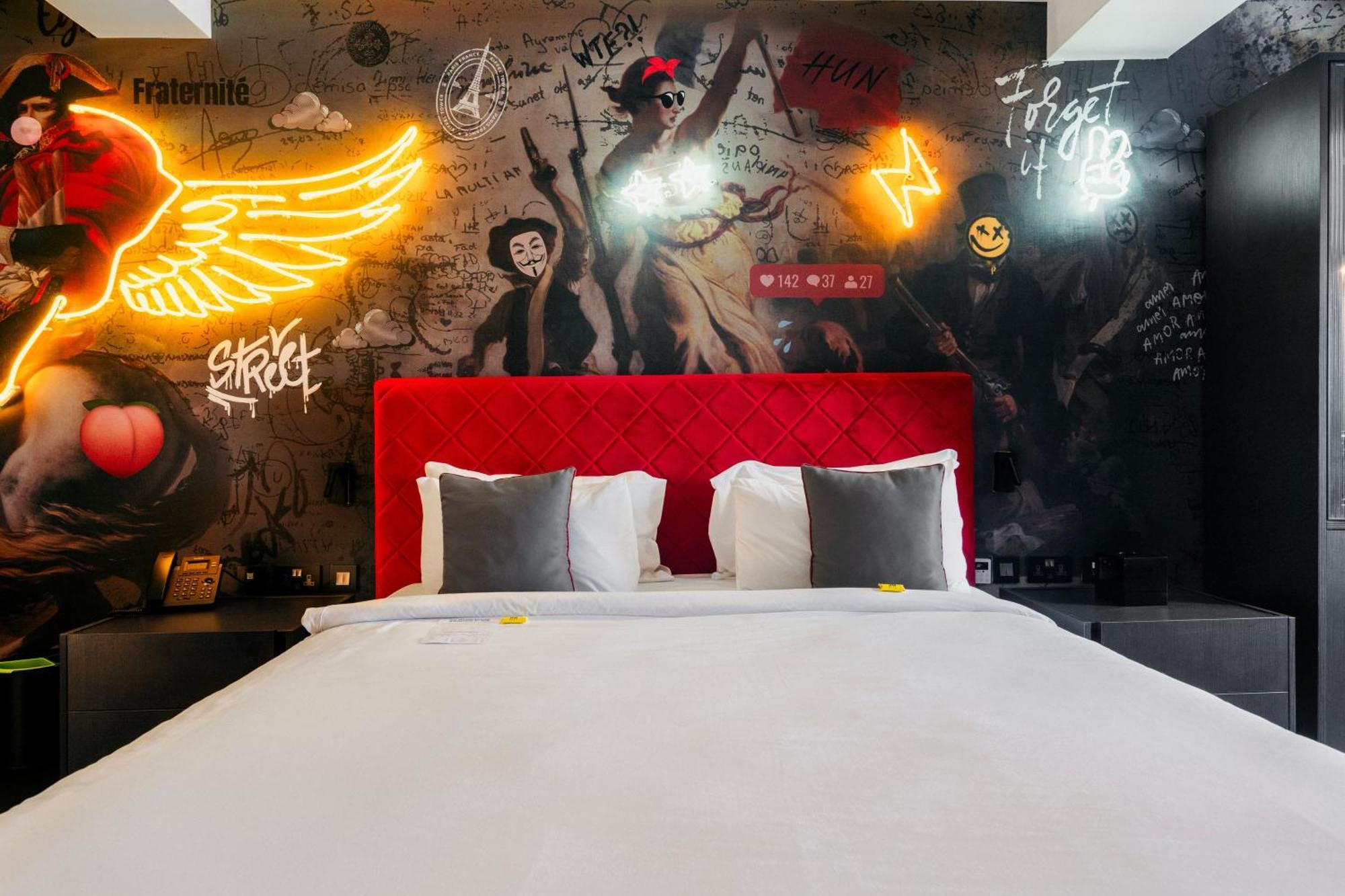 So City Hotel Adults Only Saint Julian's Exterior photo