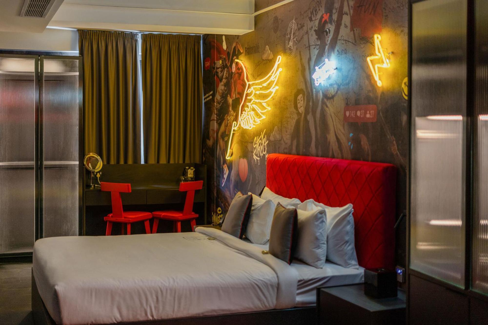So City Hotel Adults Only Saint Julian's Exterior photo