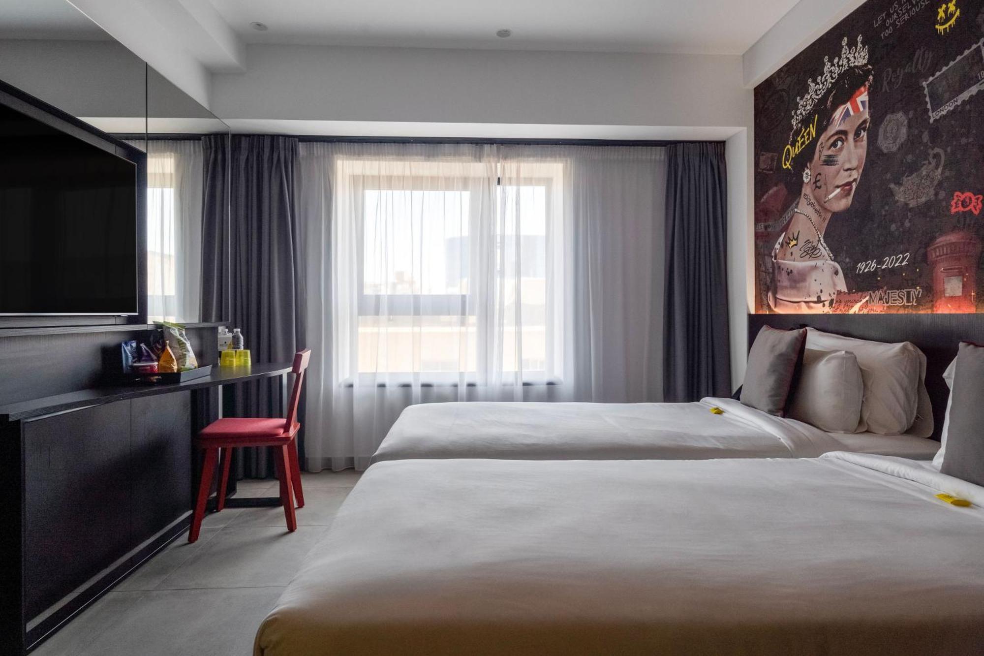 So City Hotel Adults Only Saint Julian's Exterior photo