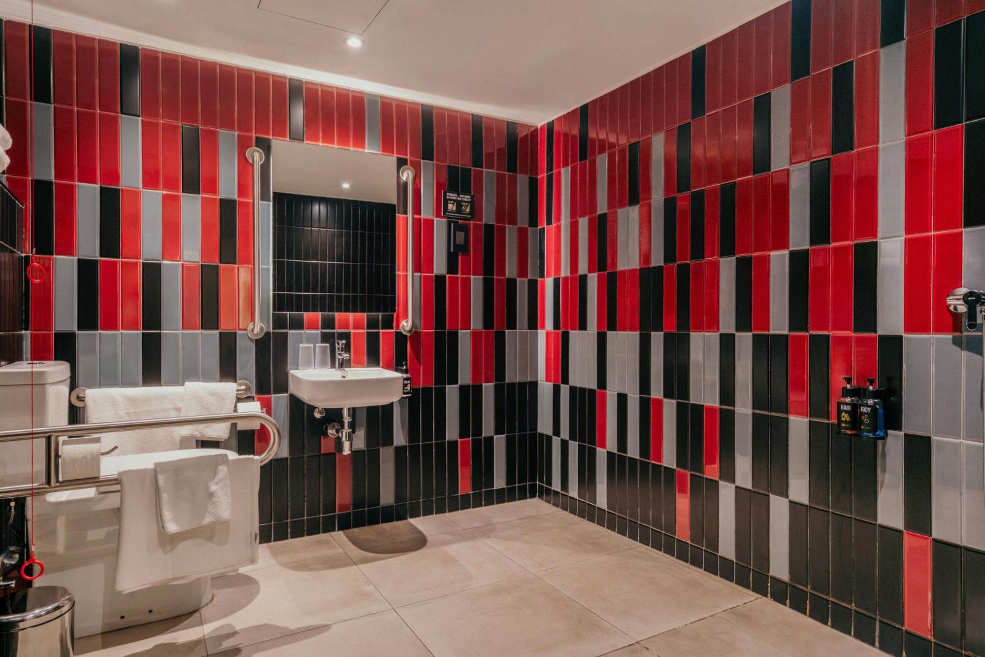 So City Hotel Adults Only Saint Julian's Exterior photo